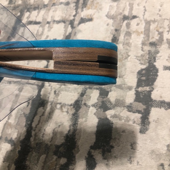 New Manolo Blahnik Blue Teal Susina Crisscross Toe-Strap Flat Sandals Size 37 - Picture 11 of 12